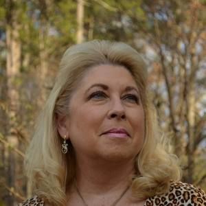 Meet your Posher, Sandy